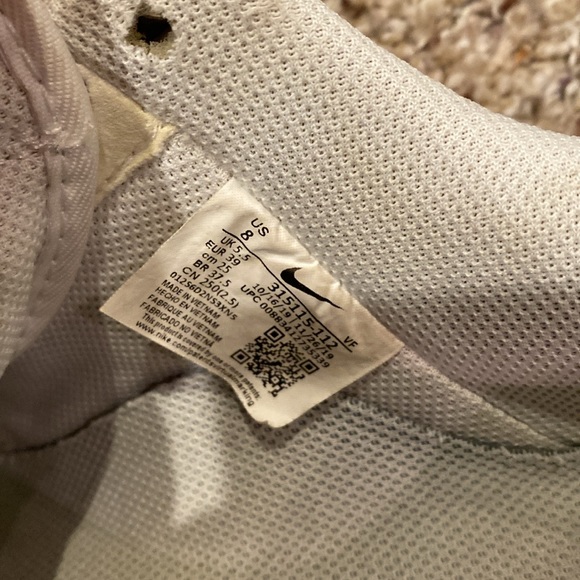 Nike air forces for sale! - Picture 5 of 6